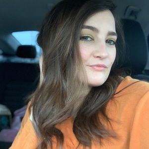 Meet your Posher, Ali